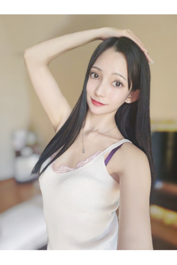 芹沢セリーヌ