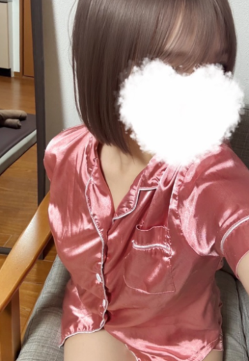 あかり (23)