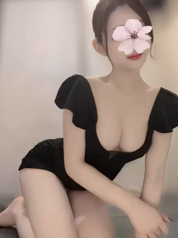 立花 なつみ (25)